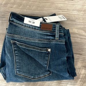 NWT Judy Blue boyfriend mid rise sz 15/32